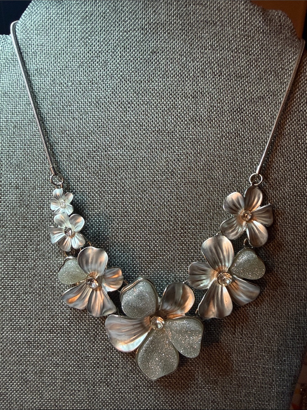 Silver Tone Floral Statement Necklace in Shimmering Silver